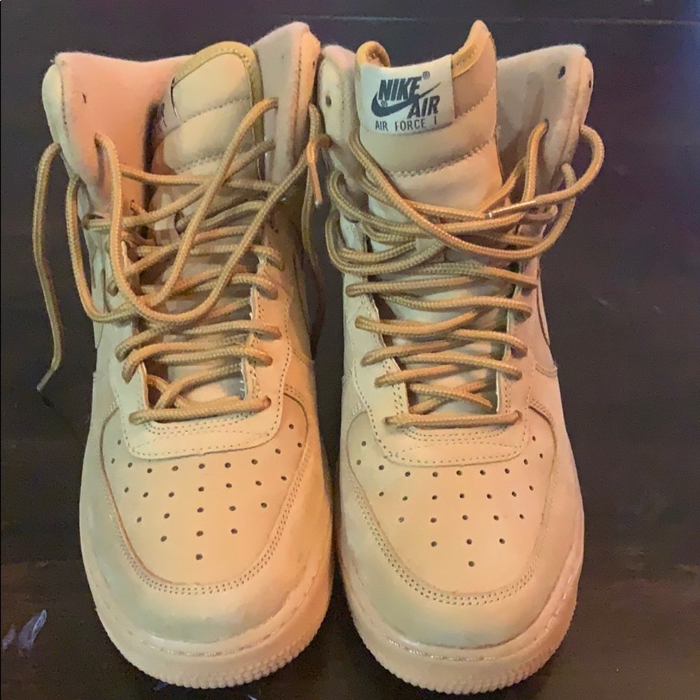 Air Force one high (flax)